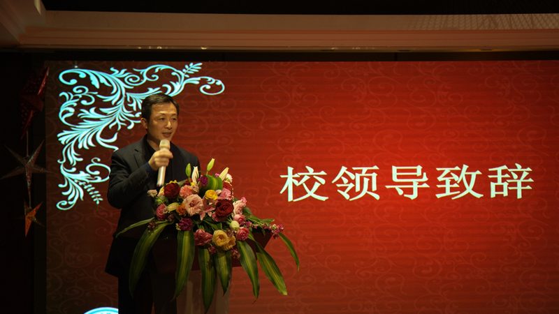 PCB拼板规则揭秘：从设计到生产的关键要点
